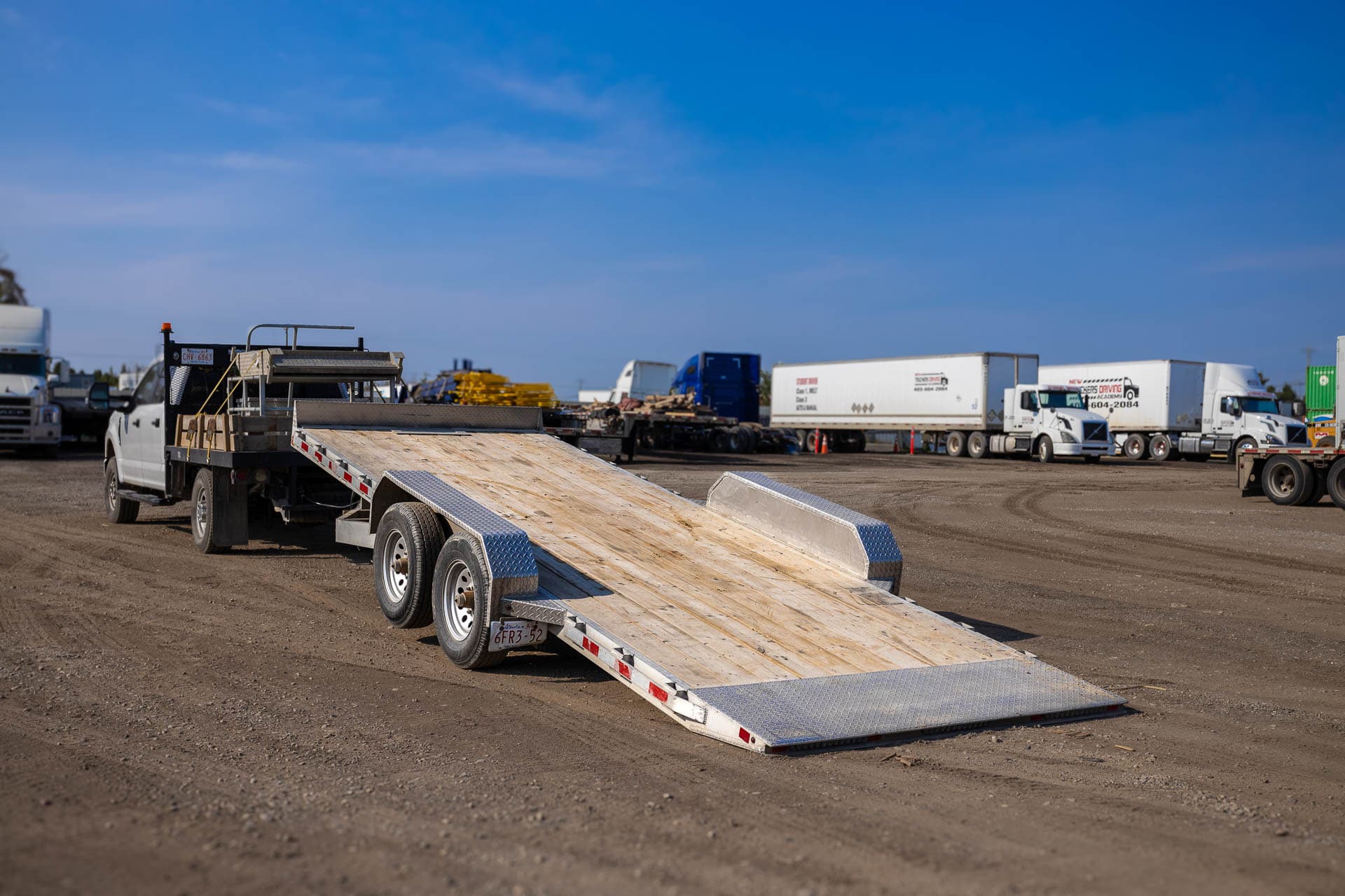 7' x 20'(10,000LBS) FLAT DECK